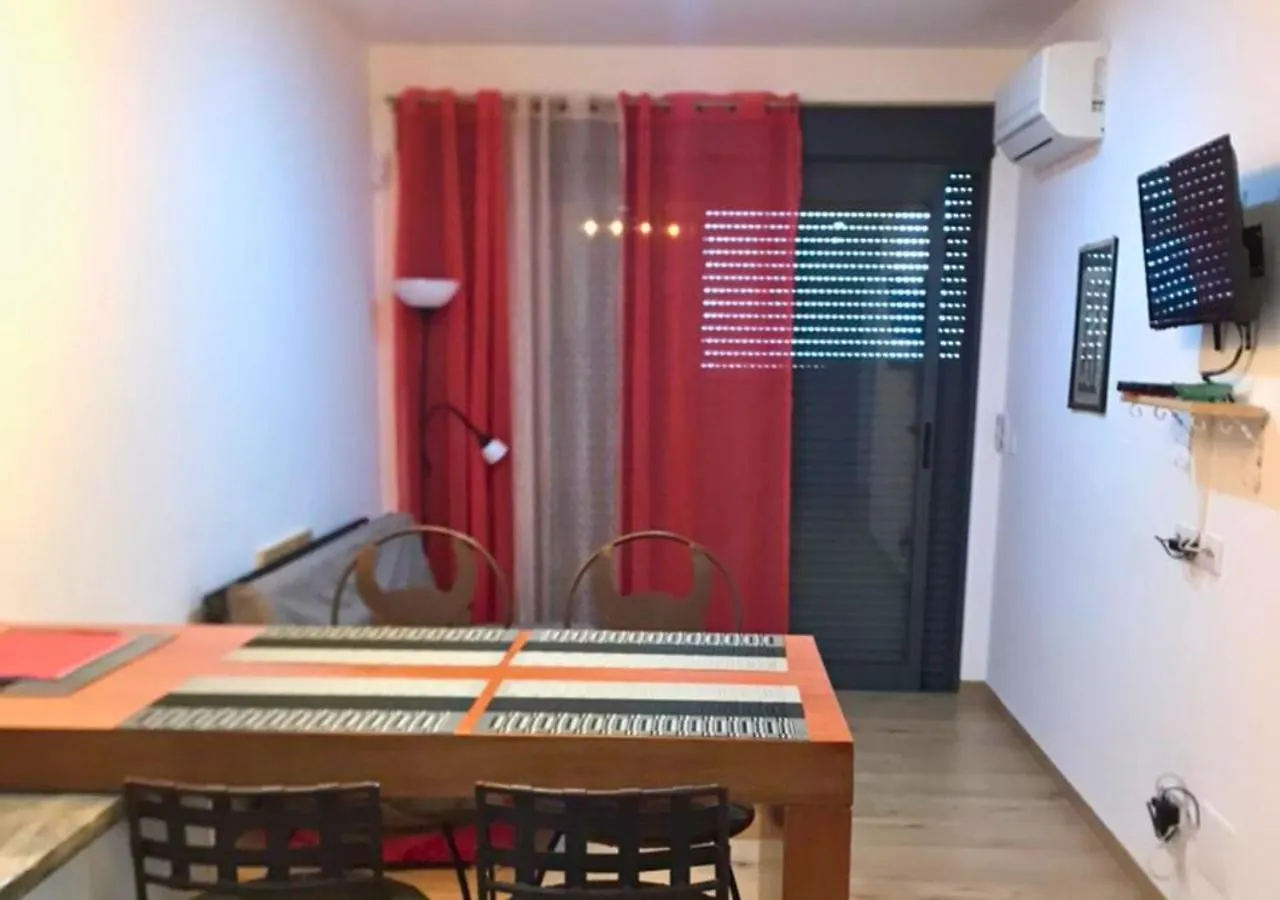 A Baia Do Fortim Mindelo 0*,  Yeşil Burun Adaları